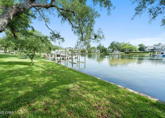 Property at 214 S Cove Ln, Panama City, FL 32401, 3 beds, 3 baths