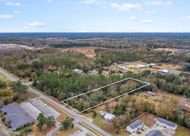 Property at 788 Hoyt St, Chipley, FL 32428, 1 bed, 1 bath
