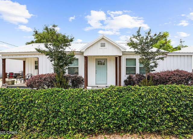 Property at 5425 Brown St, Graceville, FL 32440, 3 beds, 2 baths