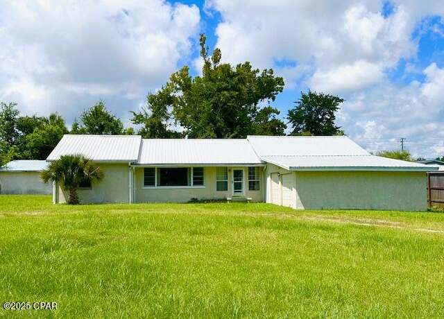 Property at 4949 E 2nd St, Panama City, FL 32404, 2 beds, 1 bath