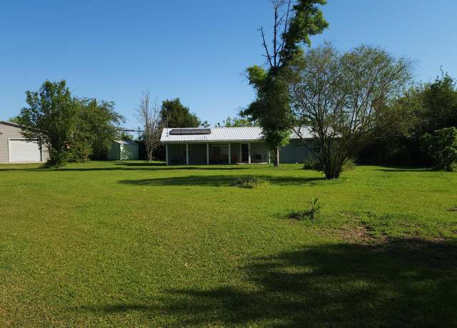 Property at 4299 Still Ln, Marianna, FL 32448, 3 beds, 2 baths