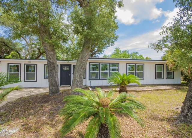 Property at 1000 E 2nd Ct, Panama City, FL 32401, 3 beds, 2 baths