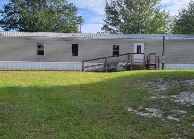Property at 7925 Heron Ln, Youngstown, FL 32466, 3 beds, 2 baths