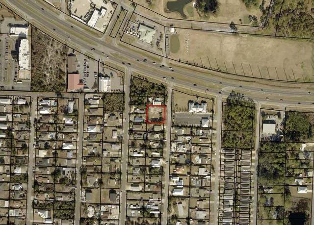 Property at 104 Evergreen St, Panama City Beach, FL 32407