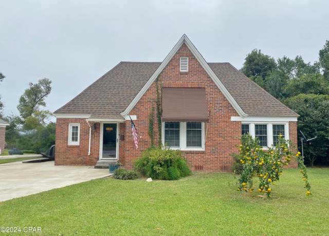 Property at 2936 Russ St, Marianna, FL 32446, 3 beds, 2 baths