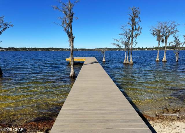 Property at 207 Compass Lake Dr, Alford, FL 32420, 3 beds, 2 baths