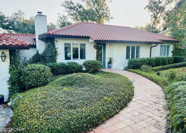 Property at 214 S Cove Ln, Panama City, FL 32401, 3 beds, 3 baths
