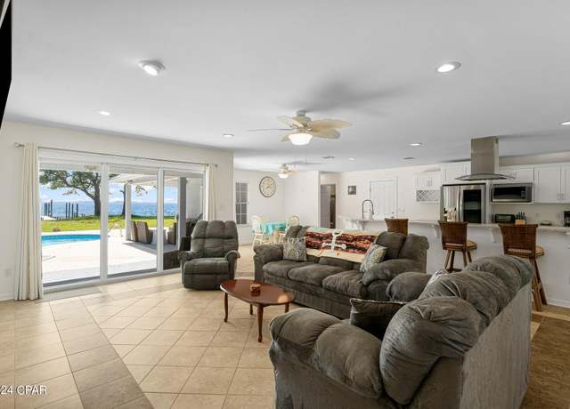 Property at 5710 Highway 2297, Panama City, FL 32404, 4 beds, 2 baths
