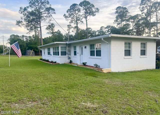 Property at 811 Mcgee Rd, Bonifay, FL 32425, 3 beds, 1 bath