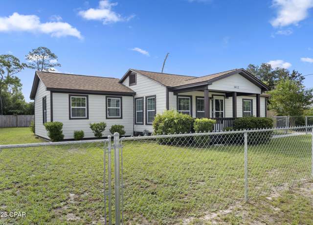 Property at 1812 Foster Ave, Panama City, FL 32405, 3 beds, 2 baths
