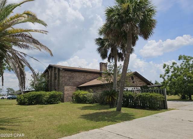 Property at 31 W Baldwin Rd, Panama City, FL 32405, 6 beds, 4 baths