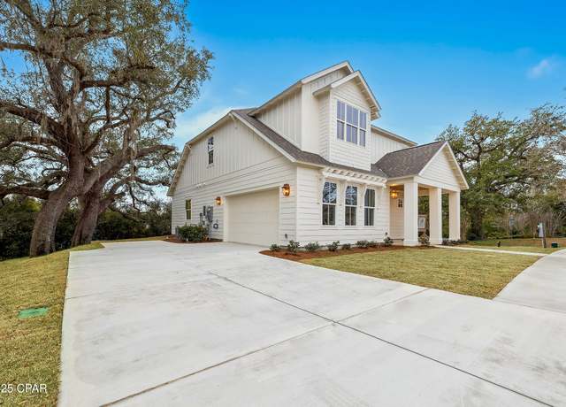 Property at 1152 Cove Pointe Dr, Panama City, FL 32401, 4 beds, 3.5 baths