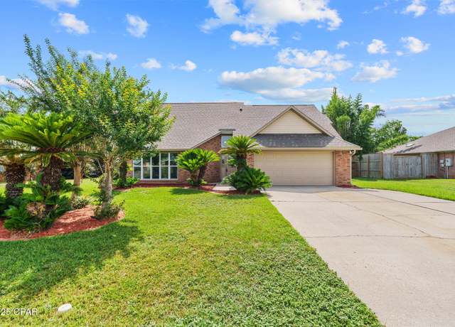 Property at 4040 Kristanna Dr, Panama City, FL 32405, 4 beds, 2.5 baths