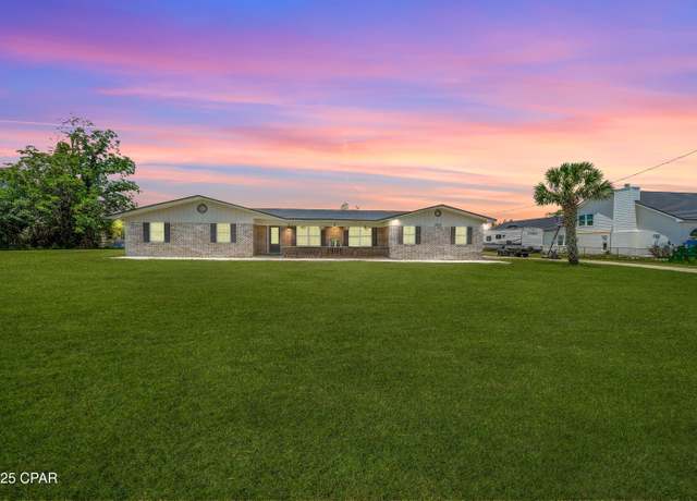 Property at 1026 Harvard Blvd, Lynn Haven, FL 32444, 5 beds, 3 baths