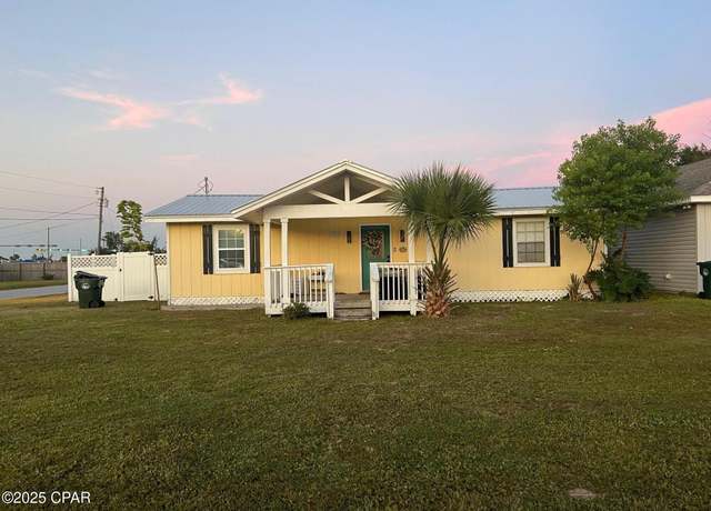 Property at 1501 Kentucky Ave, Lynn Haven, FL 32444, 3 beds, 1 bath