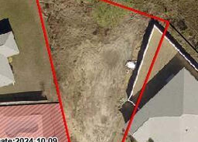 Property at 323 Jase Ct, Panama City Beach, FL 32408