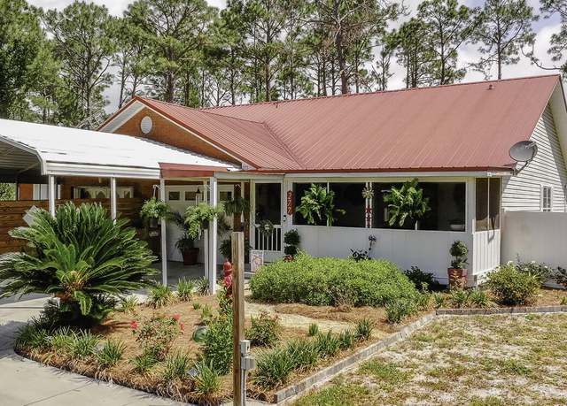 Property at 277 Country Club Rd, Port St. Joe, FL 32456, 2 beds, 2 baths