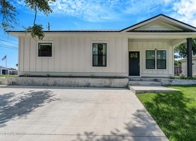Property at 301 Detroit Ave, Panama City, FL 32401, 3 beds, 2 baths
