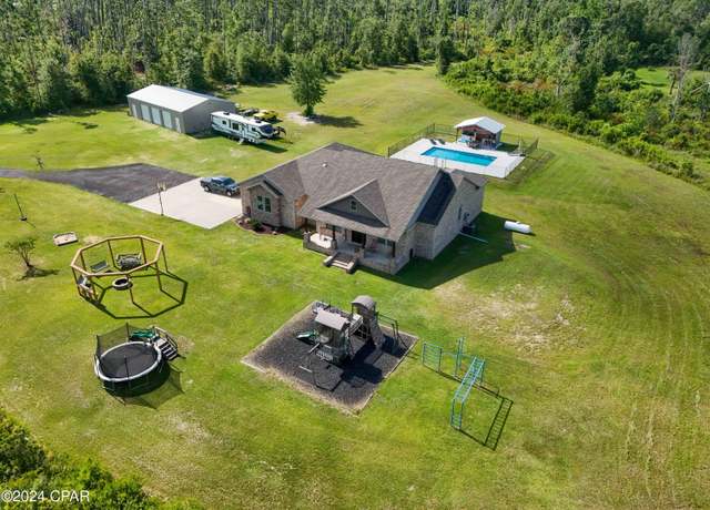Property at 2750 Edwards Rd Rd, Southport, FL 32409, 5 beds, 3.5 baths