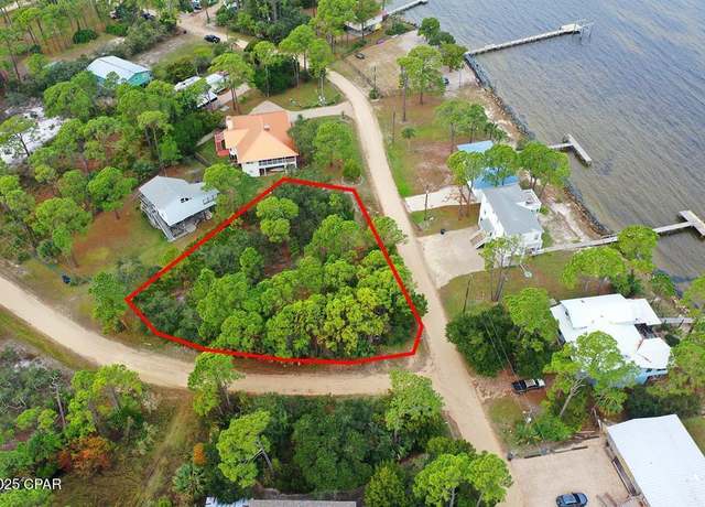 Property at 324 Cook St, St George Islan, FL 32328