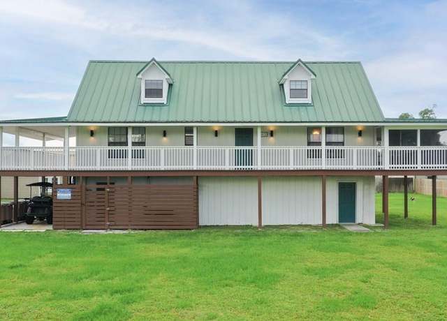 Property at 342 Coronado St, Port St. Joe, FL 32456, 5 beds, 4 baths