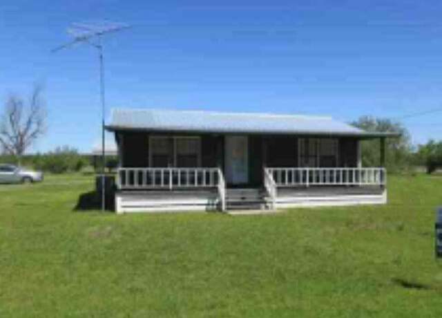 Property at 18965 S Matthew Wood Rd, Blountstown, FL 32424, 3 beds, 2 baths