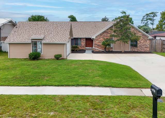 Property at 2805 Fairmont Dr, Panama City, FL 32405, 4 beds, 2 baths