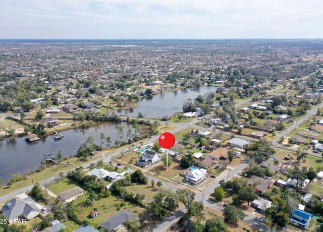 Property at 505 E 8th St, Lynn Haven, FL 32444