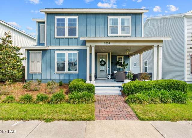 Property at 1224 Finch St, Panama City, FL 32405, 4 beds, 2.5 baths