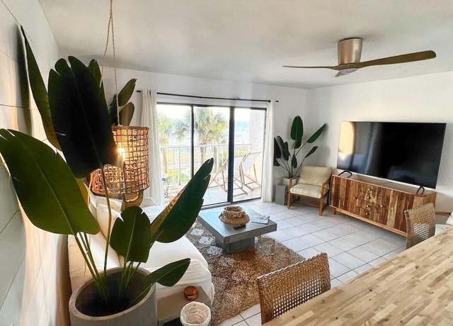 Property at 8743 Thomas Dr #331, Panama City Beach, FL 32408, 1 bed, 1.5 baths