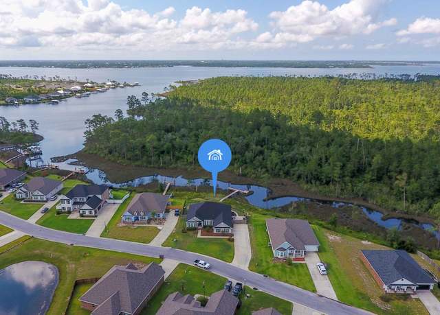 Property at 49 Fedora Dr, Panama City, FL 32409, 4 beds, 3 baths