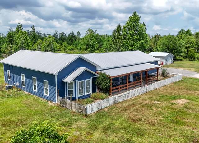 Property at 10583 State Road 20, Clarksville, FL 32430, 4 beds, 3 baths