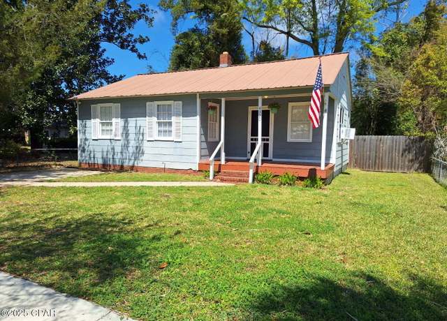 Property at 4320 Wilton St, Marianna, FL 32446, 3 beds, 1 bath
