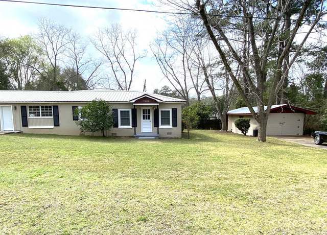 Property at 709 N Hamlin St, Bonifay, FL 32425, 3 beds, 2 baths
