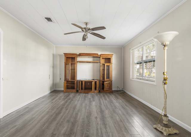 Property at 482 Pompano St, Port St. Joe, FL 32456, 3 beds, 2 baths