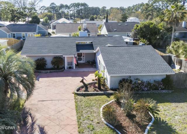 Property at 131 Sandollar Dr, Panama City, FL 32408, 4 beds, 3 baths