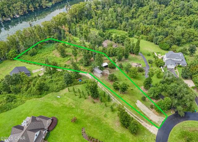 Property at 5097 Lake Bluff Cir, Marianna, FL 32446