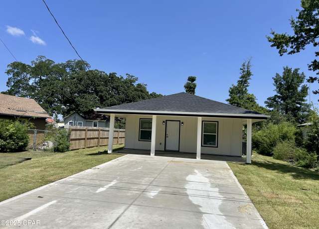 Property at 711 E 14th St, Panama City, FL 32401, 3 beds, 2 baths