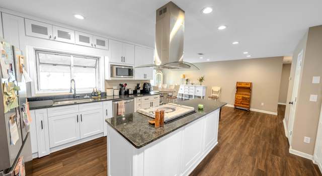 Photo of 7095 Providence Church Rd, Grand Ridge, FL 32442