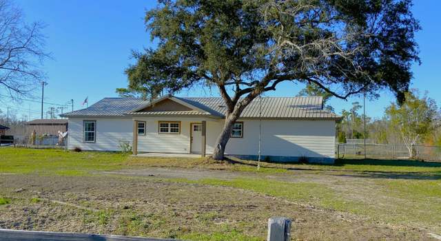 Photo of 6047 Jammie Rd, Youngstown, FL 32466