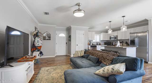 Photo of 601 E Pine Forest Dr, Lynn Haven, FL 32444