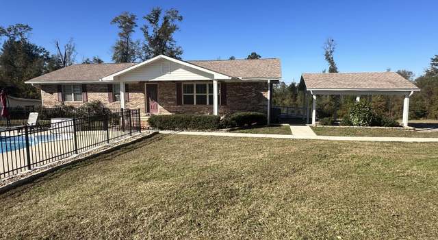 Photo of 7426 Berry Dr, Grand Ridge, FL 32442