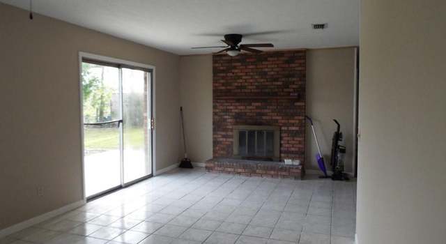 Photo of 1512 E 10th Ct, Lynn Haven, FL 32444