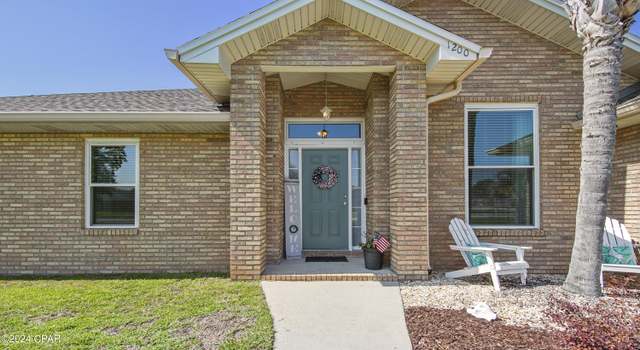 Photo of 1200 Dundee Ln, Lynn Haven, FL 32444
