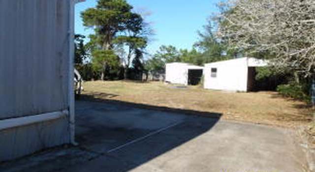 Photo of 2330 Grand Oaks Ln, Panama City, FL 32408