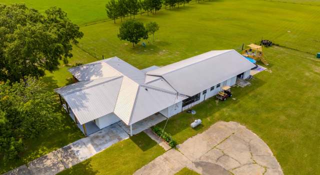 Photo of 6454 Hartsfield Rd, Greenwood, FL 32443