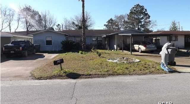 Photo of 1119 Bradley Cir, Lynn Haven, FL 32444