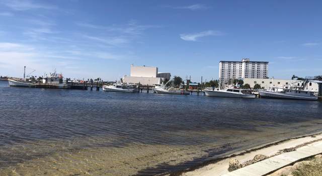 Photo of 324 E Beach Dr #102, Panama City, FL 32401