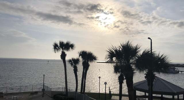 Photo of 324 E Beach Dr #102, Panama City, FL 32401