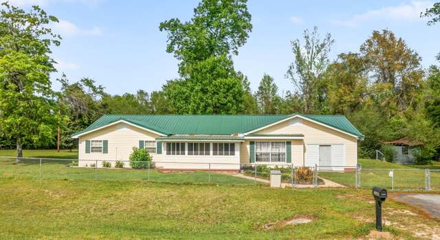 Photo of 3340 Peanut Rd, Cottondale, FL 32431